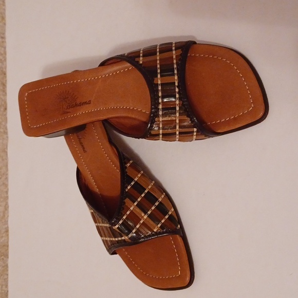 Tommy Bahama Shoes - Tommy Bahama Women's Leather Woven Sandals size 6